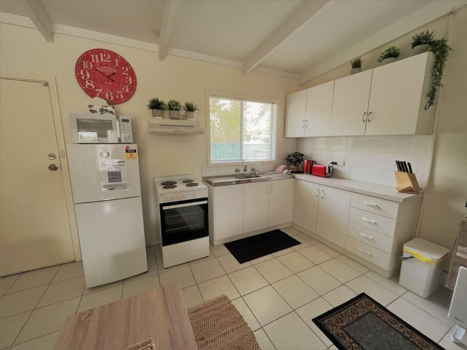 אספראנסה Three Palms Apartments Unit 2 מראה חיצוני תמונה