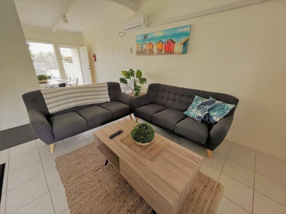 אספראנסה Three Palms Apartments Unit 2 מראה חיצוני תמונה